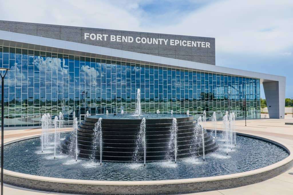Commercial Gutters & Downspouts